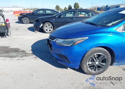 2017 Chevrolet Cruze Lt Auto z USA, uszkodzony, nr VIN 3G1BE6SMXHS605802